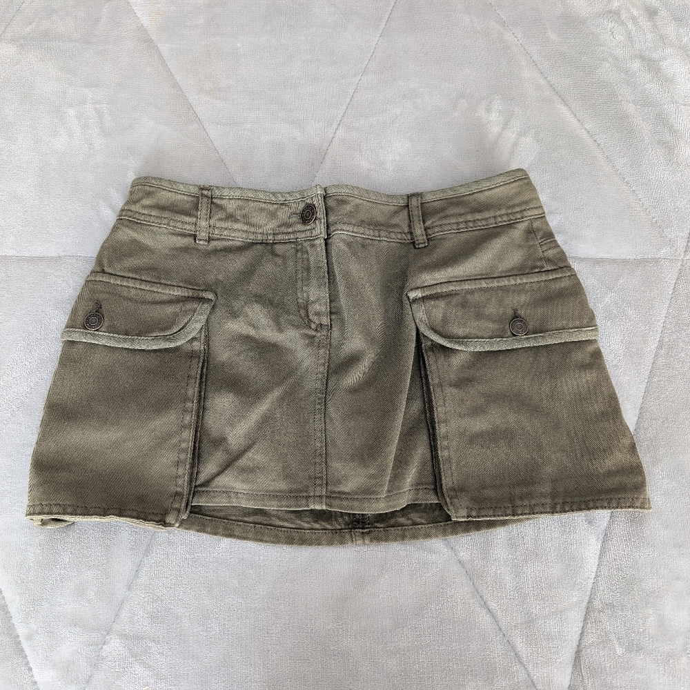 NWOT Set Of 2 Garage Cargo Skorts